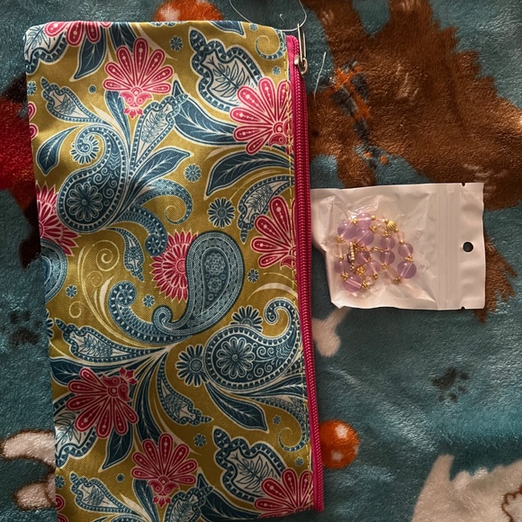 Pouch - Picture 2 of 2